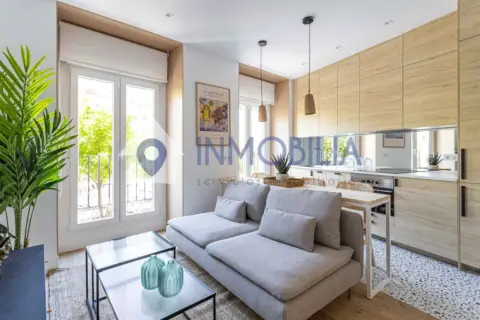 Piso en calle del Amparo