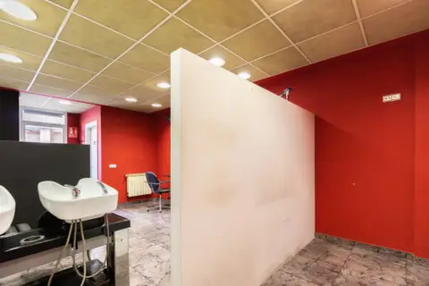 Local comercial en calle de las Canteras, 4