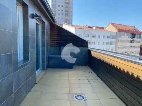 Dúplex en calle de Curros Enríquez