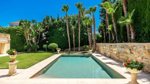 Chalet en Nueva Andalucía-Centro