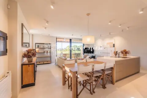 Piso en calle Empordà Golf