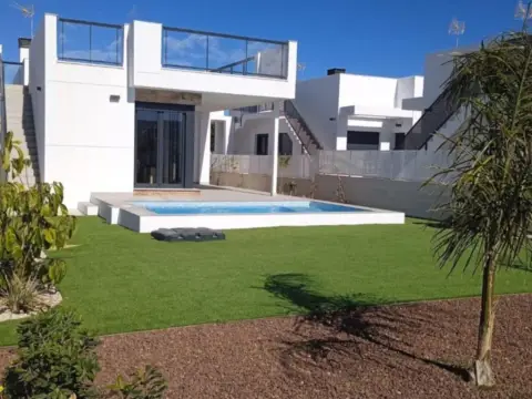 Chalet en Partida Barranquets, 2