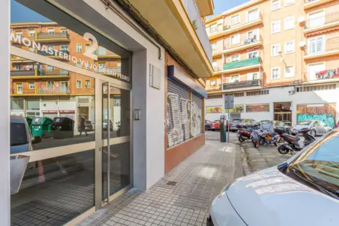 Piso en calle del Monasterio Viejo de San Pedro, 2