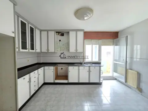 Piso en calle Valiñas