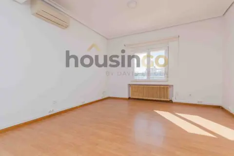 Piso en Avenida de Alberto Alcocer