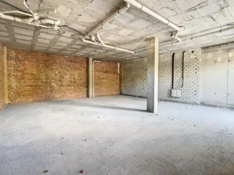 Local comercial en Barrio Alto