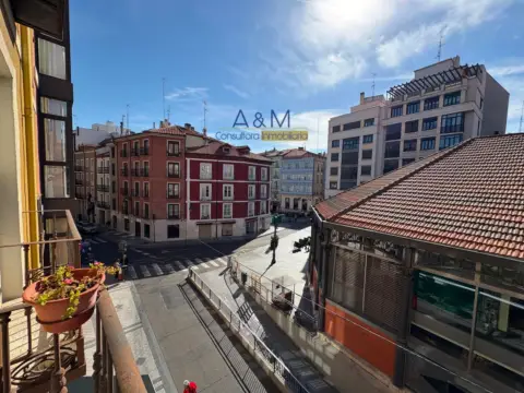 Piso en calle de Francisco Zarandona