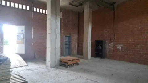 Local comercial en calle Plaza Puerta de Aranguren, nº 10-12