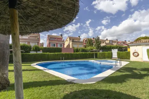 Casa en Montcada - Moncada