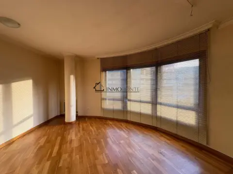 Piso en Xusgados