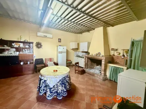 Casa en Lora del Río