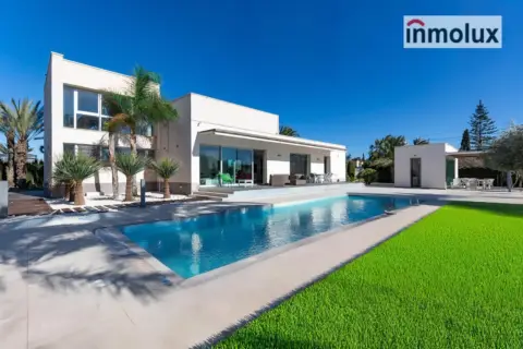 Chalet en calle Partid Baya Alta