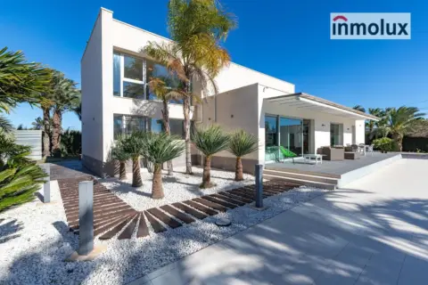 Chalet en calle Partid Baya Alta