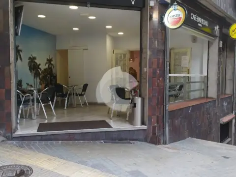 Local comercial en calle de Manuel Pereira