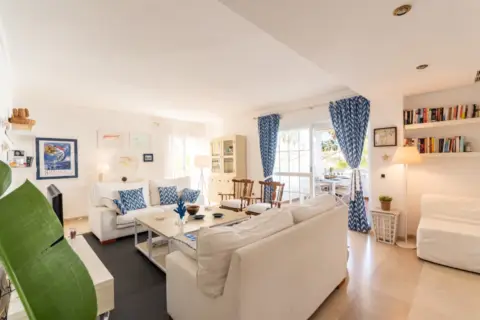 Apartamento en Los Monteros-Bahía de Marbella