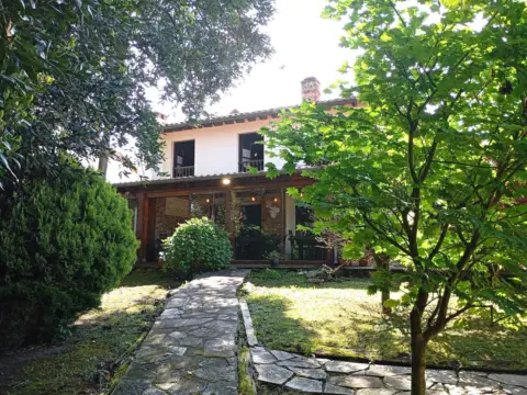 Casa en calle Bº Ronaz