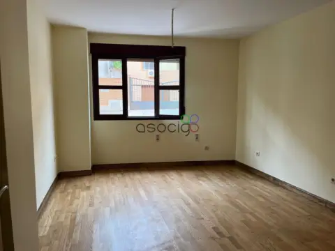 Piso en calle Alvarfáñez de Minaya