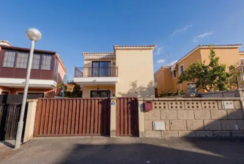 Casa en calle calle Jandara