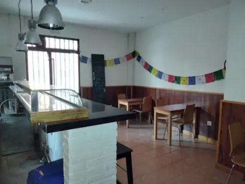 Local comercial en calle Salamanca
