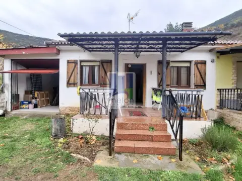 Casa en calle San Felices del Rudron