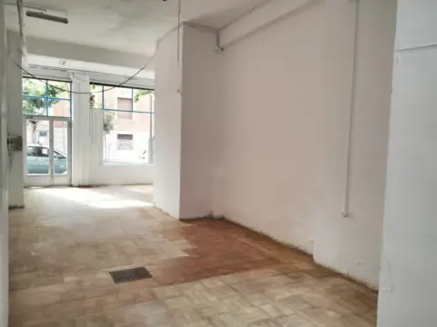 Local comercial en Avenida de Colón