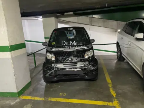 Garaje en Travessera de les Corts, 15