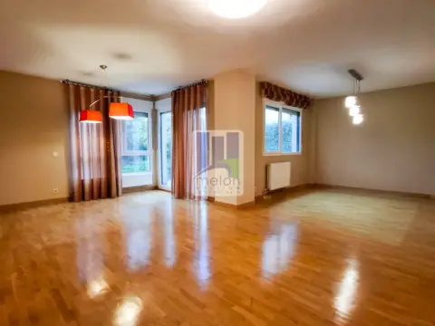 Casa en calle Arcos de La Llana