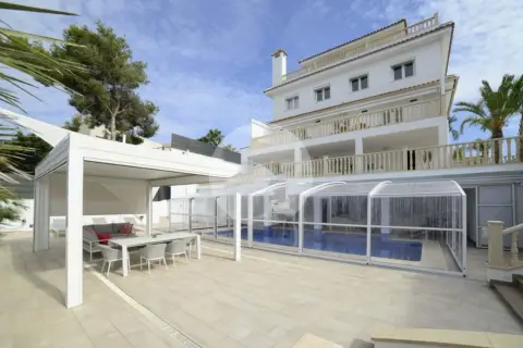 Chalet en Dehesa de Campoamor-Aguamarina