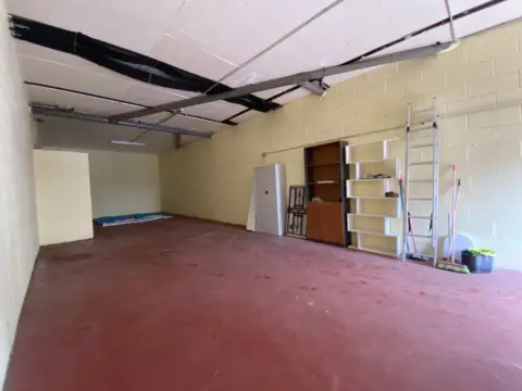 Local comercial en calle Pb Santiago Cartes