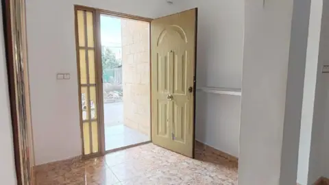 Casa en calle los Nietos de Miranda, nº 22