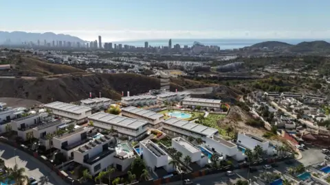 Casa pareada en Avenida Granada