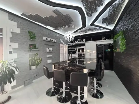 Chalet en Urb. Rustical Balneari