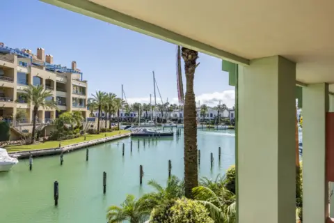 Dúplex en Puerto de Sotogrande-La Marina