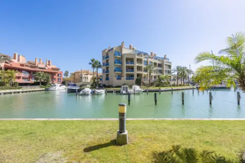 Dúplex en Puerto de Sotogrande-La Marina