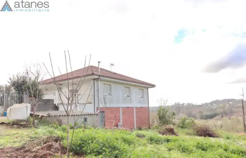 Casa en Cerceda- Lago Das Encrobas-Rego