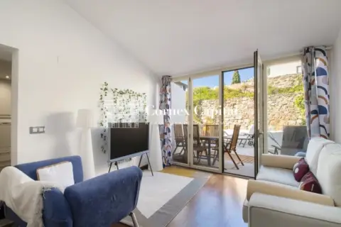 Casa en calle Torroella de Montgrí