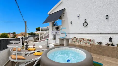Chalet en Villamartin
