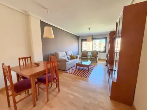 Piso en calle Pq Lirios Los