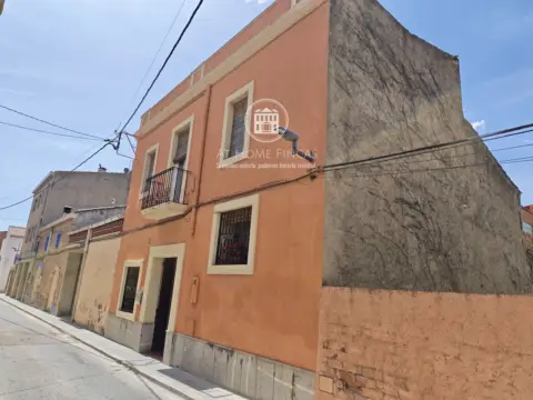 Casa adosada en Llorenç del Penedès