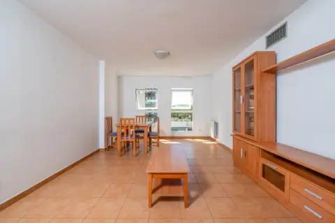 Piso en San Cibrao Das Viñas (Capital)