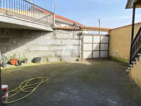 Casa adosada en calle Grou