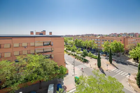 Piso en Avenida de María Moliner
