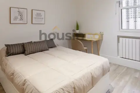 Habitación en calle de Juan Álvarez Mendizábal