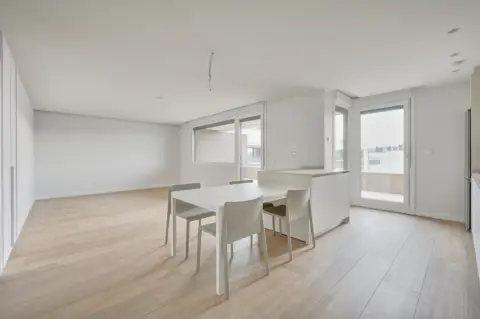 Piso en calle de María Lacunza, 9