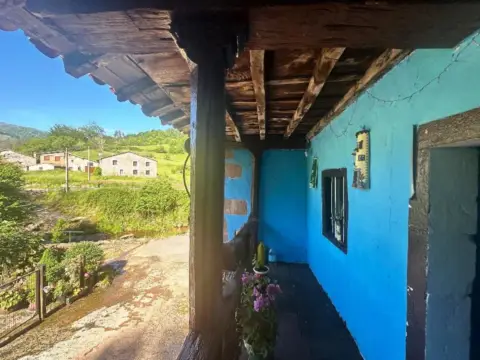 Casa en calle Bustriguado, nº 18