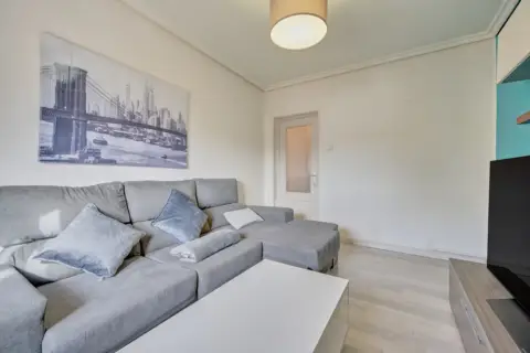 Piso en Plaza de la Chantrea