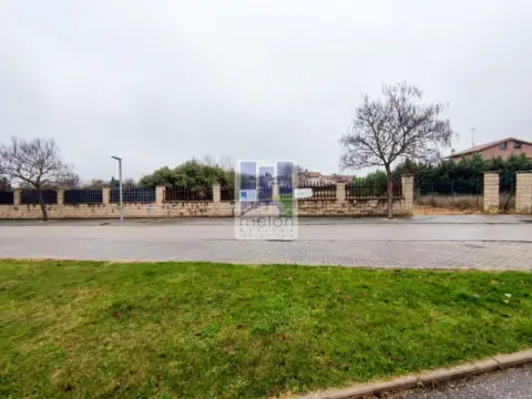 Terreno en calle San Medel