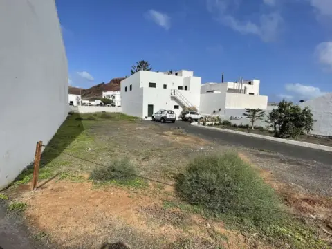 Terreno en Tinajo