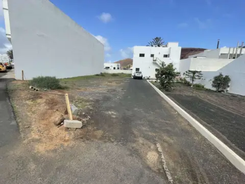 Terreno en Tinajo