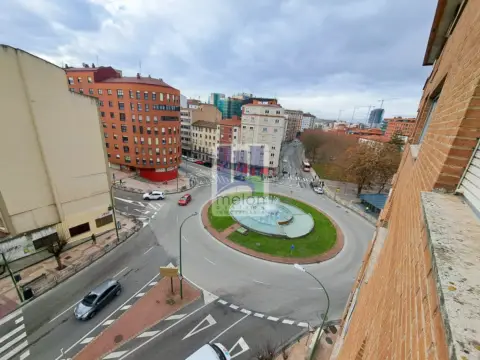 Piso en calle de la Legión Española